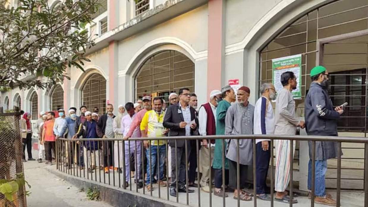 গণভোটে এগিয়ে আছে ‘হ্যাঁ’ ভোট