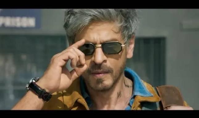 চলতি বছরে প্রত্যাশার শীর্ষে শাহরুখের যে সিনেমা