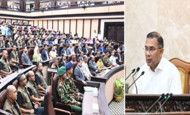 নিজ কার্যালয়ের কর্মকর্তা-কর্মচারীদের সঙ্গে মতবিনিময় প্রধানমন্ত্রীর 