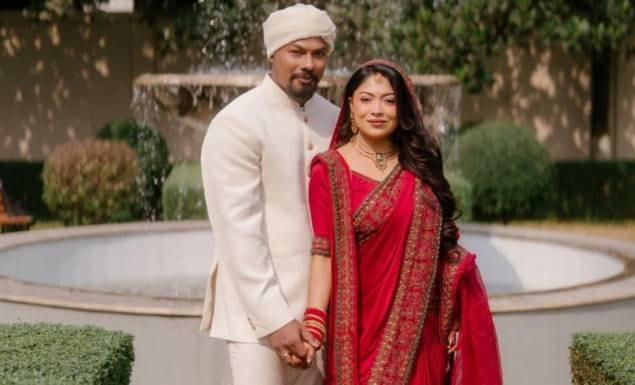 ভালোবাসায় ঘেরা মুহূর্তে সবার আশীর্বাদ চাই: রাফসান