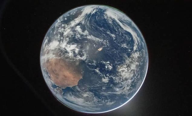 মহাকাশ থেকে পৃথিবীর ছবি পাঠালেন আর্টেমিস–২ মিশনের নভোচারীরা