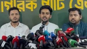 গণভোটের রায় না মানলে সরকার অবৈধ: আসিফ মাহমুদ