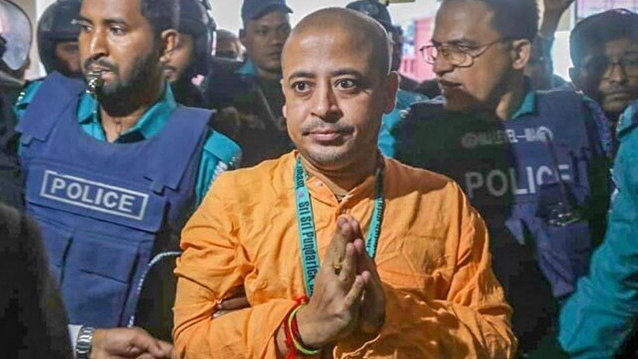আইনজীবী হত্যা মামলায় কারাগারেই থাকছেন চিন্ময় কৃষ্ণ দাস