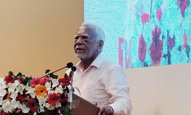 আপনি গরিব থাকতে চাইলে কেউ ধনী করতে পারবে না: আবু আহমেদ