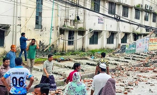 মিরপুরে কলেজের সীমানা প্রাচীর ধস: নিহত ২, আহত অন্তত ৭</p><p>