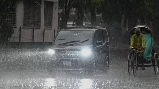 দেশজুড়ে মাঝারি থেকে ভারী বৃষ্টির পূর্বাভাস