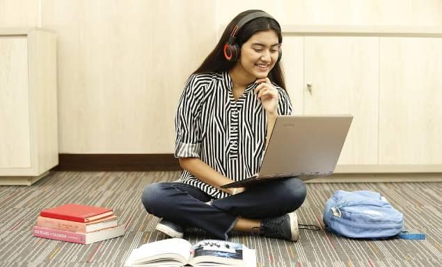 ঘরে বসেই যুক্তরাষ্ট্রের বিশ্ববিদ্যালয়ে সার্টিফিকেটসহ ফ্রি অনলাইন কোর্সের সুযোগ, আবেদন যেভাবে