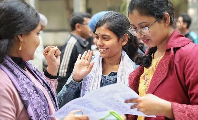 ৭০ লাখ ছাত্রীকে বৃত্তি দেবে সরকার