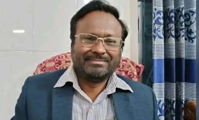 বরিশাল শিক্ষাবোর্ডের সচিবকে বদলি